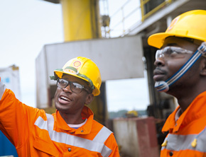 Shell staff at an oil field near Port Harcourt, Nigeria. (photo)