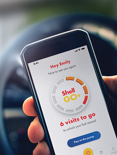 Shell mobile App mobile screen, Pay at Pump service (photo)