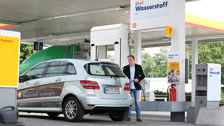 Hydrogen fuel station in Germany (photo)
