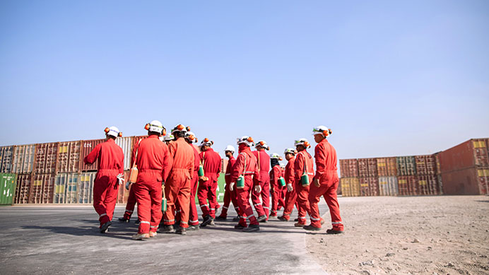 Pearl GTL Contractor partners at the Catalyst yard in Pearl GTL, Qatar, 2016 world-scale project located in Ras Laffan Industrial City, 80 km north of Doha, Qatar. Pearl GTL is the world’s largest source of gas-to-liquids (GTL) products, capable of producing 140,000 barrels of GTL products each day. The plant also produces 120,000 barrels of oil per day of natural gas liquids and ethane HSSE and Model Released
(photo)